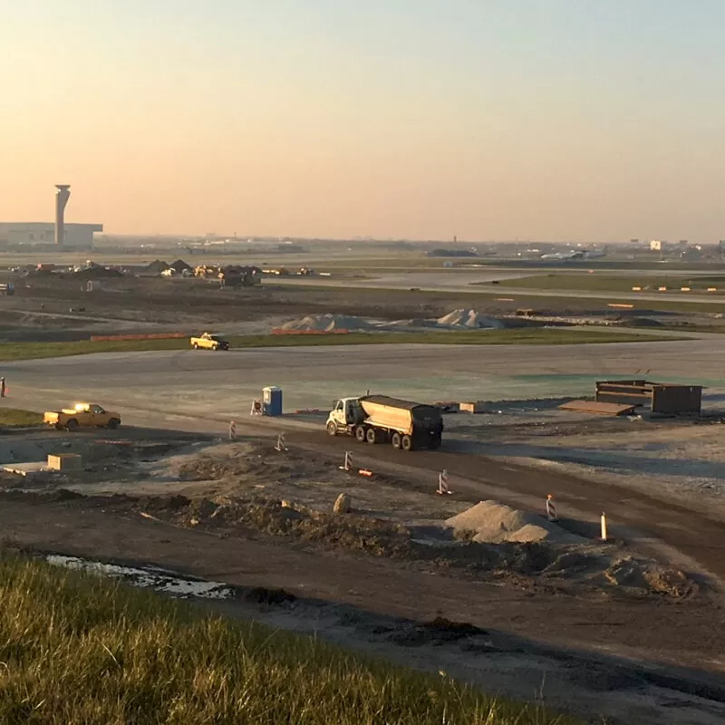 Runway 9C-27C & Associated Taxiways