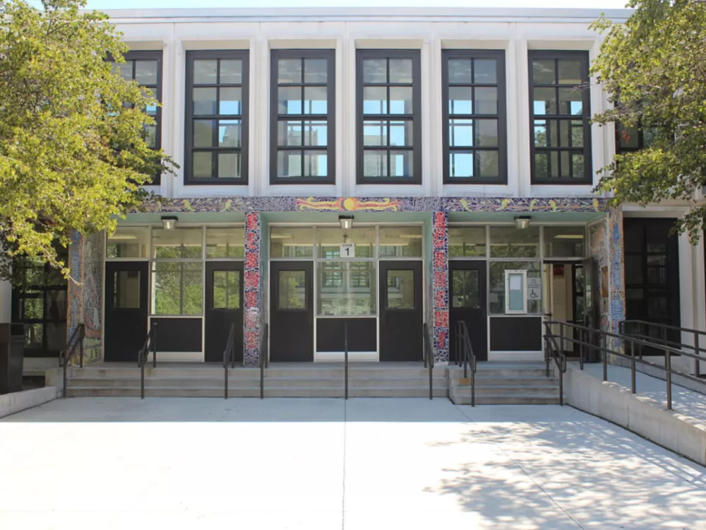 Kenwood Academy High School Renovation x